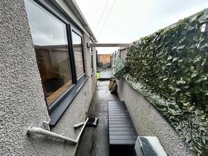 Photo 19- click for photo gallery